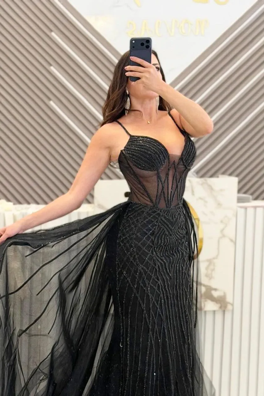 VESTIDO NEGRO CORTE SIRENA CON CAUDA, vista 2