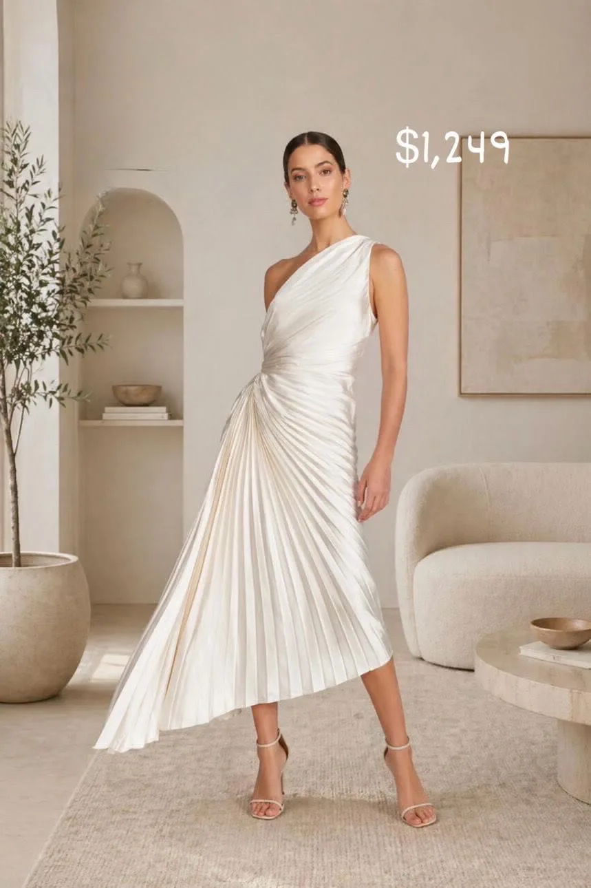 VESTIDO BLANCO PLIZADO ASIMÉTRICO