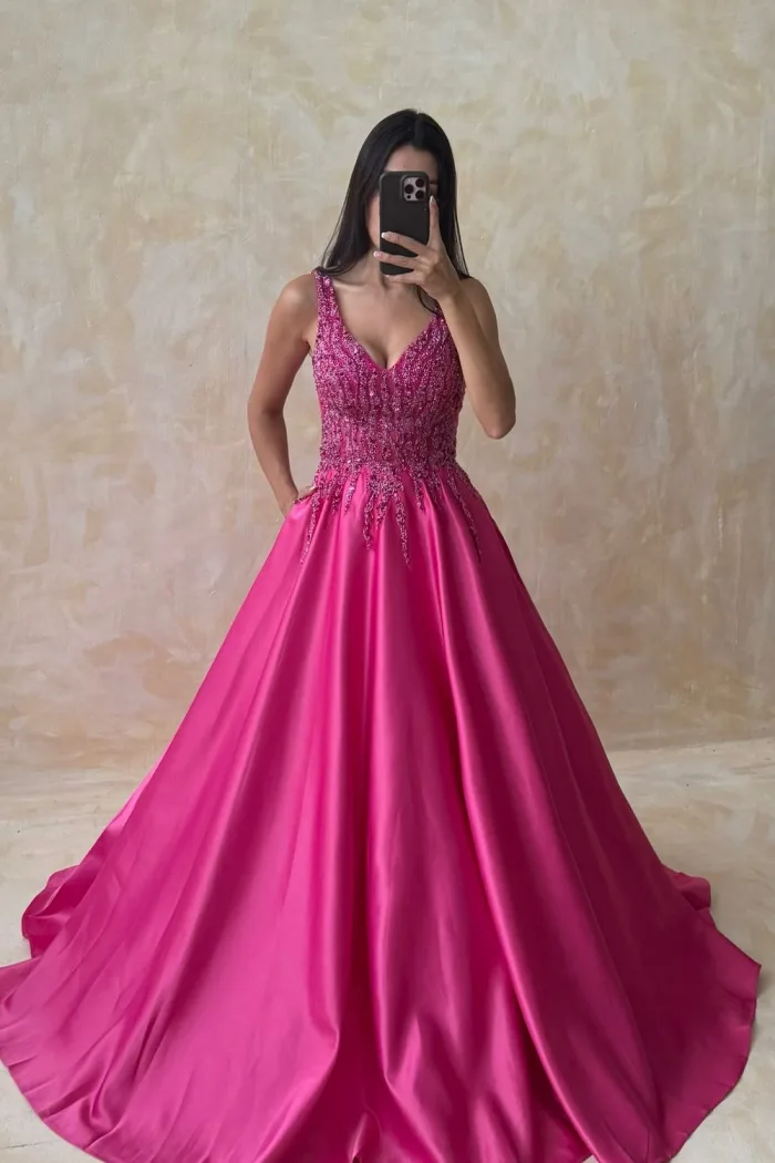 Vestido de fiesta Fiushia de Razo con bordado en la parte