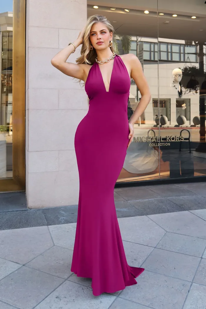 VESTIDO SIRENA   CUELLO HALTHER  ESCITE EN ESPALDA Y ESCOTE EN V MOD. T705