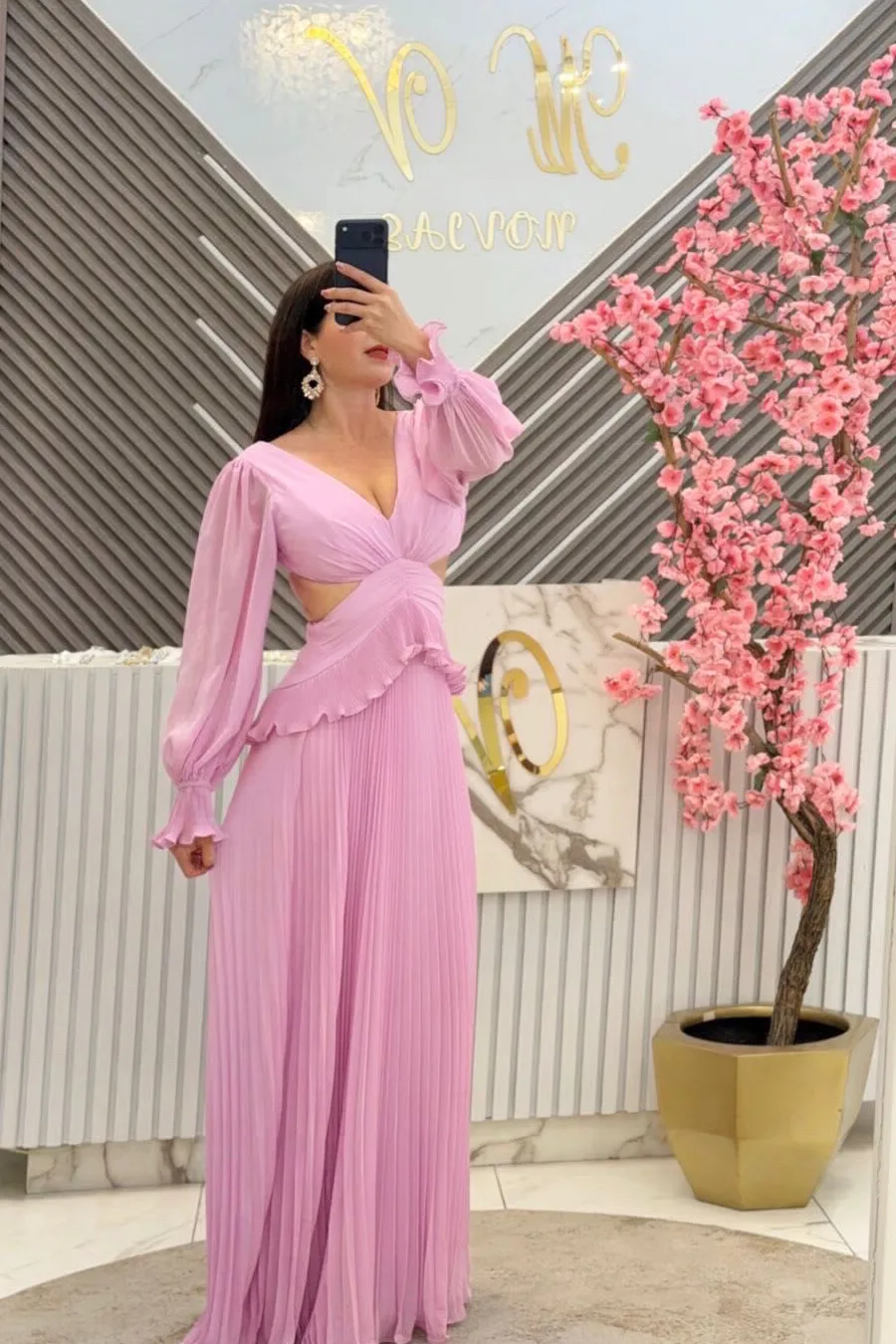 VESTIDO COLOR ROSA PLIZADO CON MANGAS, vista 2