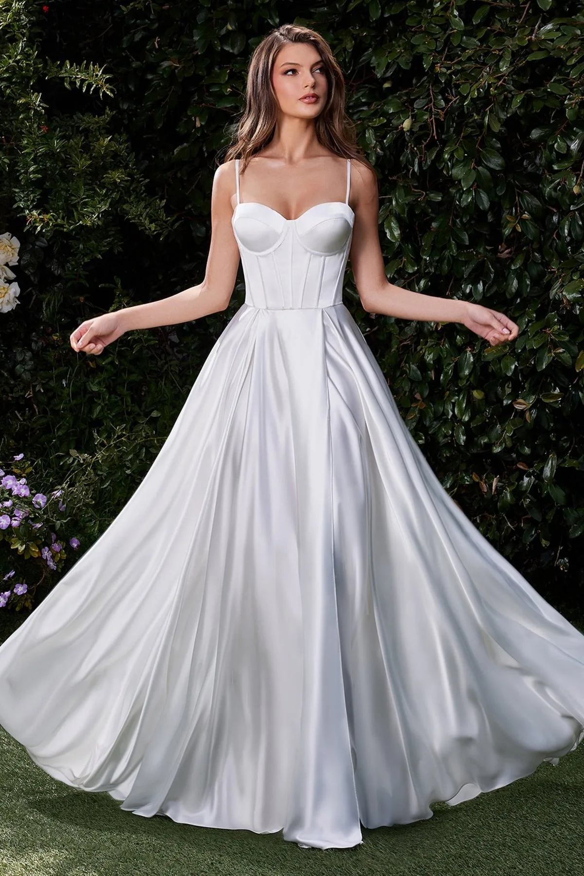 VESTIDO NOVIA SATINADO CORTE A CON CORSET Y BOLSAS, vista 2