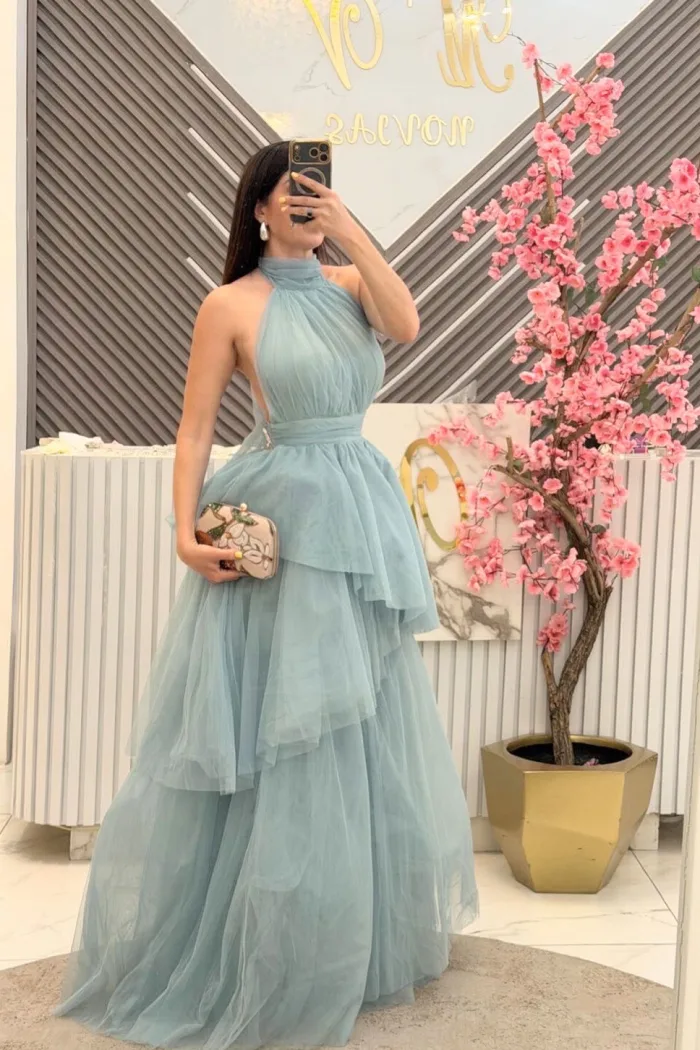 VESTIDO COLOR VERDE DE TUL, HALTER