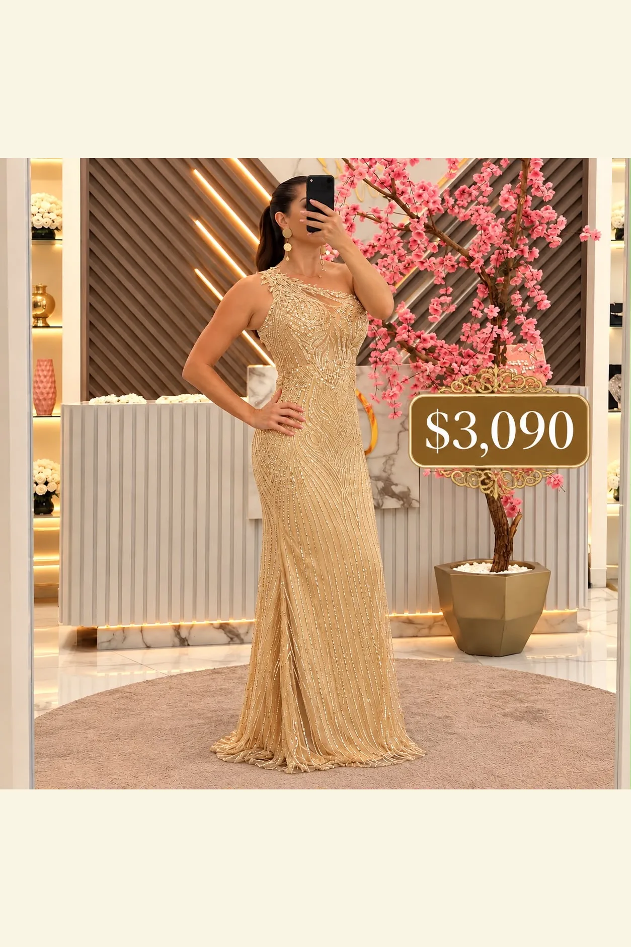 VESTIDO DORADO CON PEDRERÍA