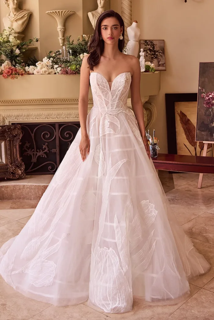 VESTIDO DE NOVIA STRAPLE IVORY  BORDADO TULIPANES MOD. WL043