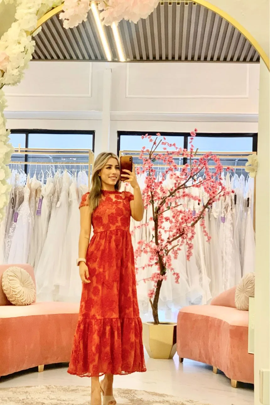 VESTIDO MIDI ENCAJE ROJO MANGA CORTA