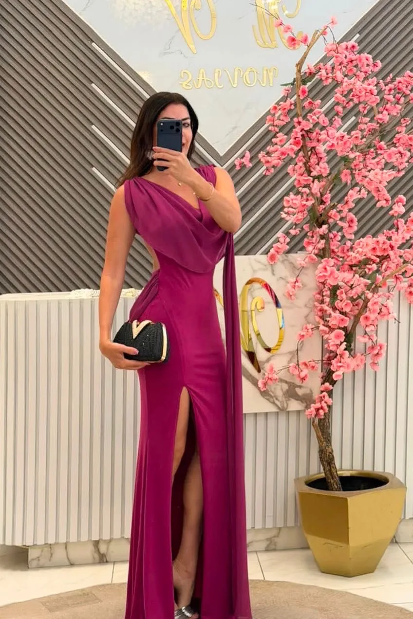 VESTIDO MAGENTA CON ESCOTE EN LA ESPALDA, vista 2