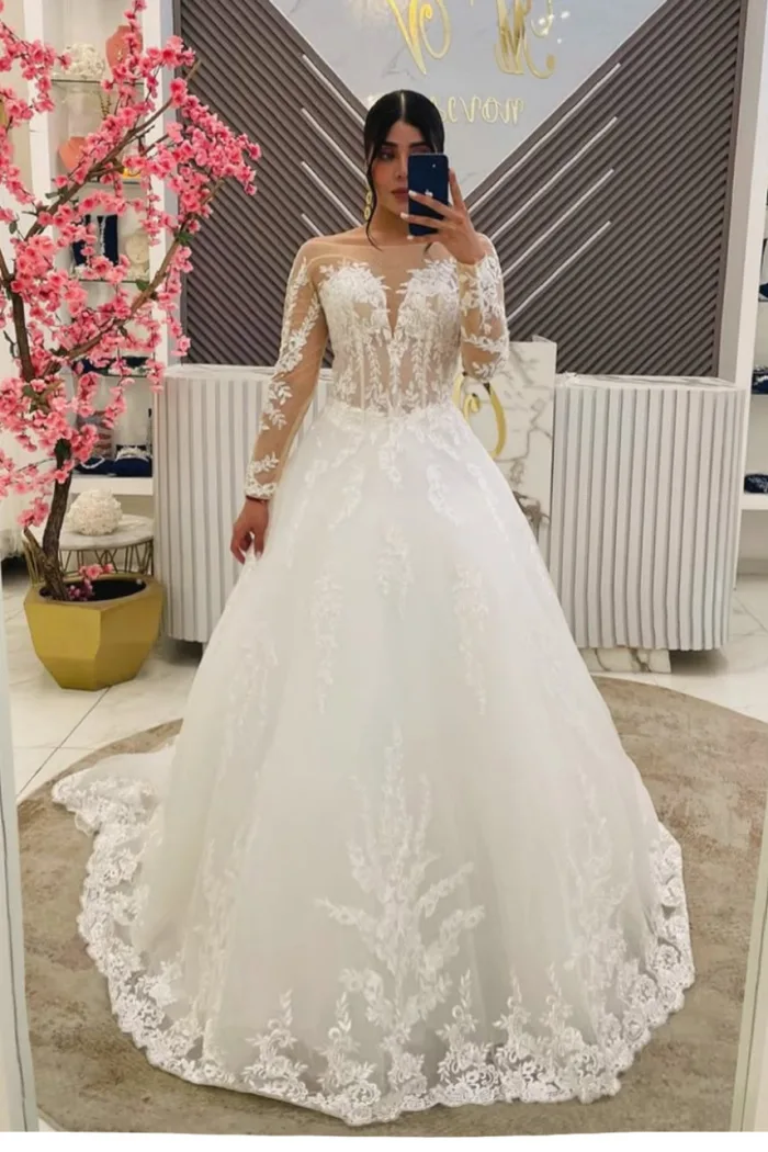 VESTIDO DE NOVIA CON MANGAS TIPO CORSET ESCOTE CORAZÓN
