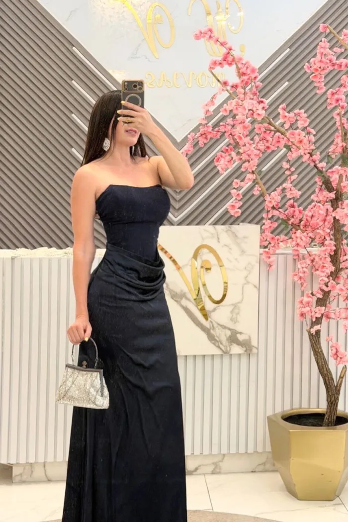 VESTIDO COLOR AZUL MARINO STRAPLE