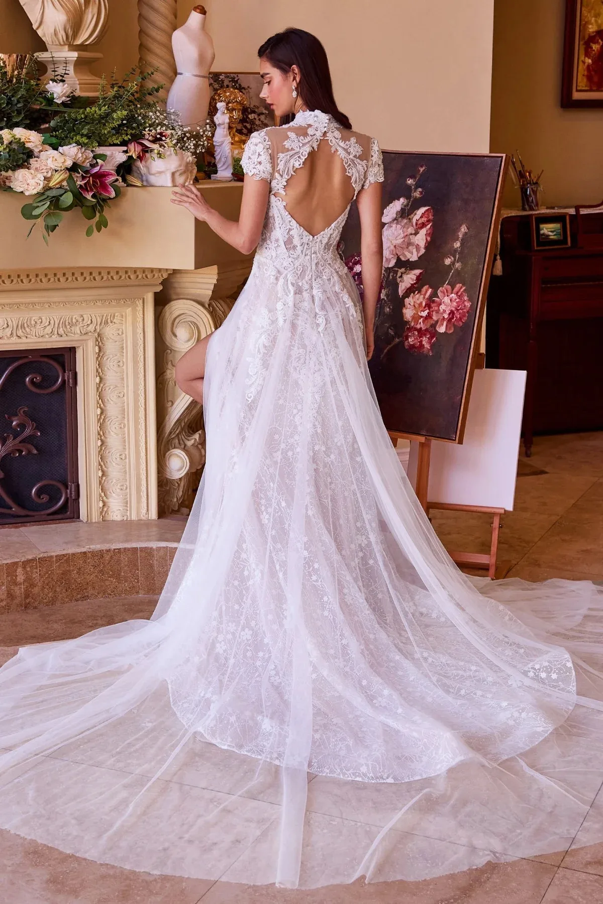 Vestido de novia blanco con encaje y abertura frontal WL035, vista 2