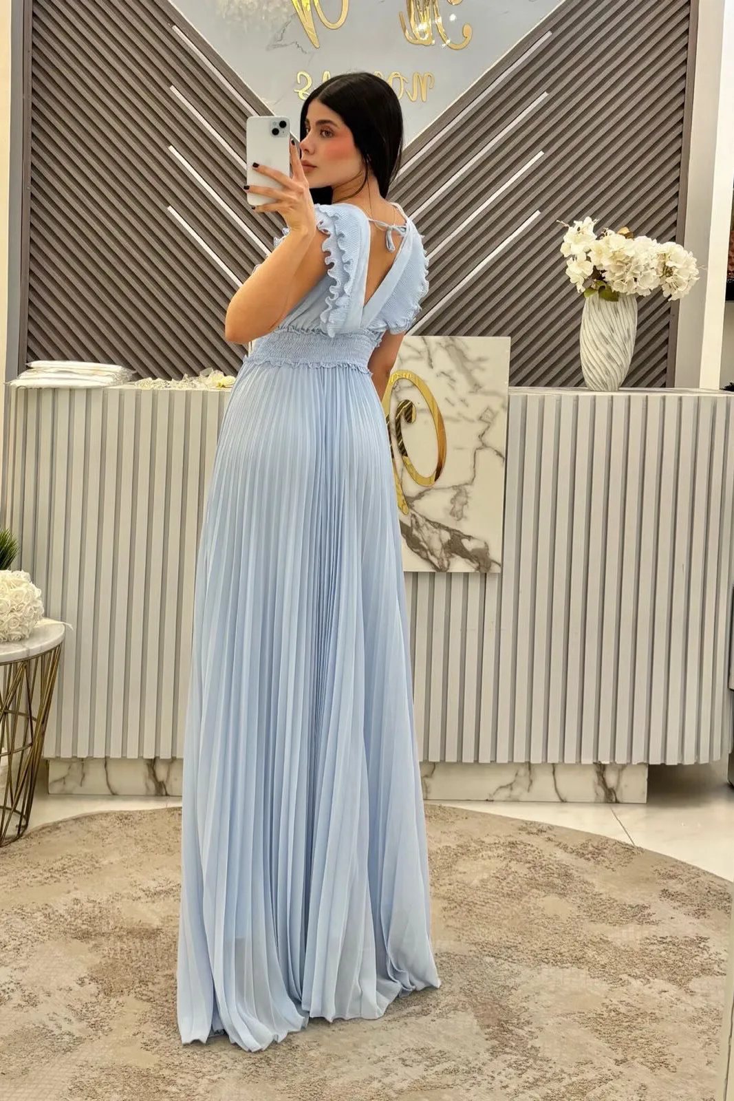 VESTIDO MAXY ESCOTE EN V PLISADO BABY BLUE, vista 2