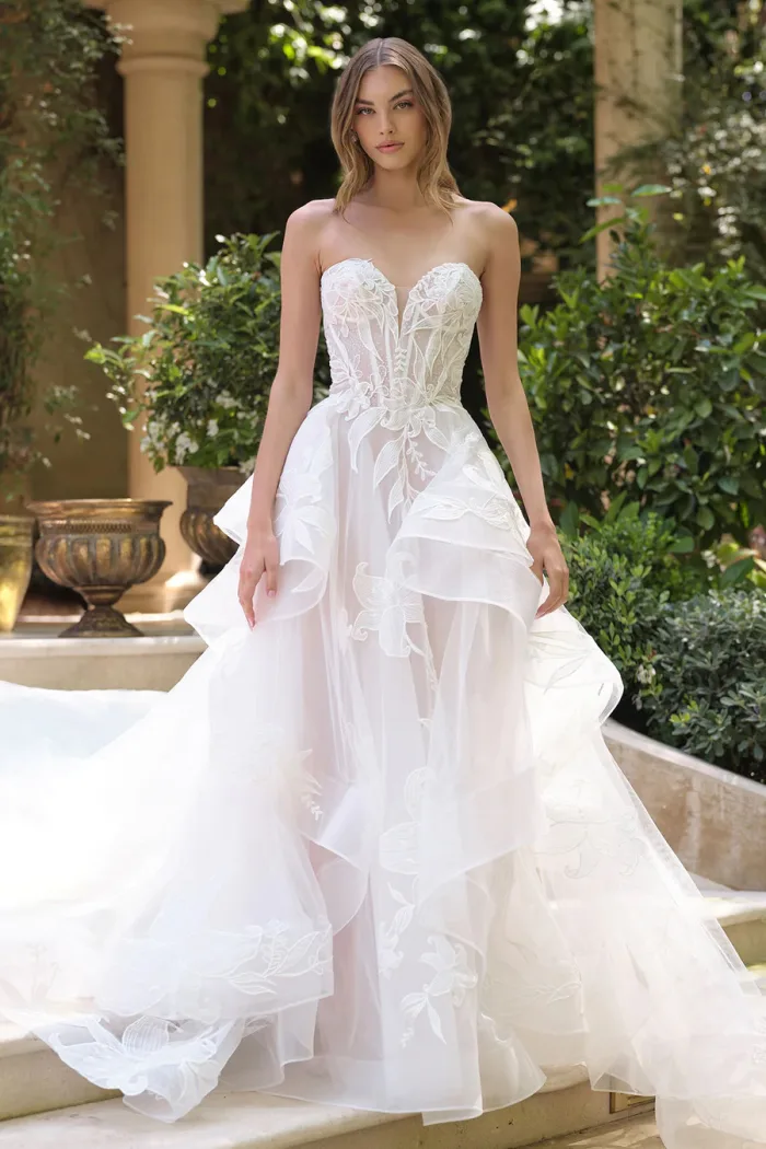 VESTIDO DE NOVIA CON OLANES Y CORSET WL059