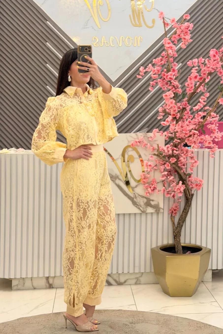 CONJUNTO COLOR AMARILLO