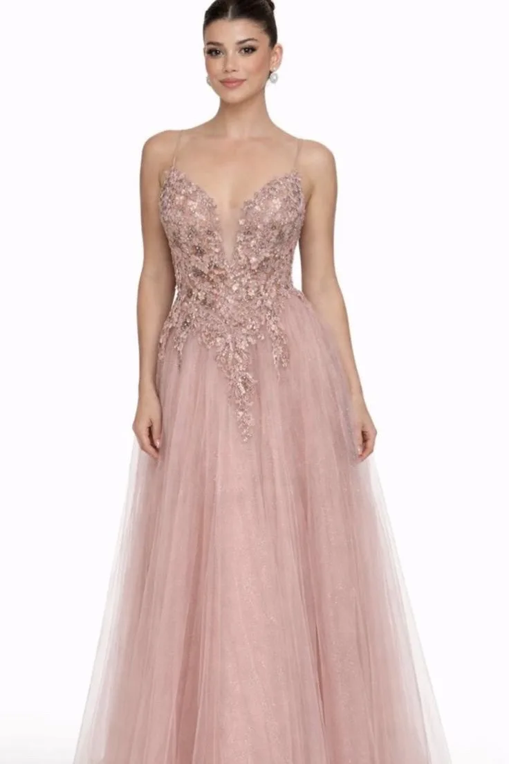 VESTIDO COLOR ROSA DE TUL CON TIRATES
