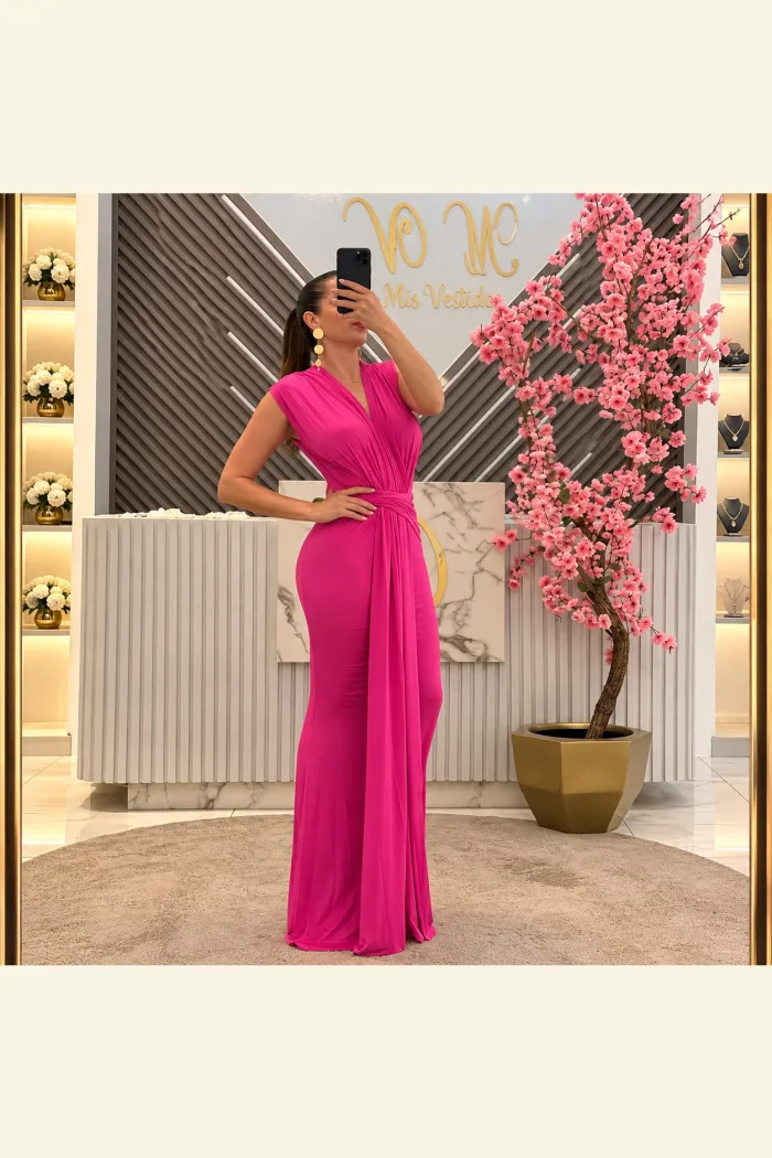 Vestido en color fucsia de Licra