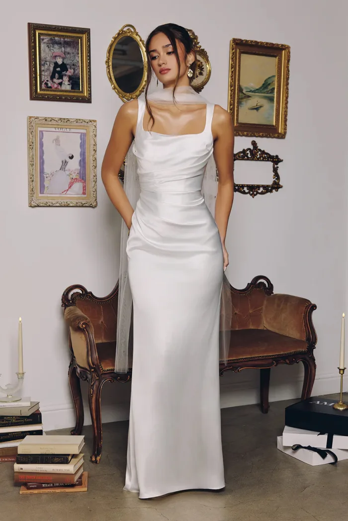 VESTIDO DE NOVIA SATINADO CON CORSET T729W