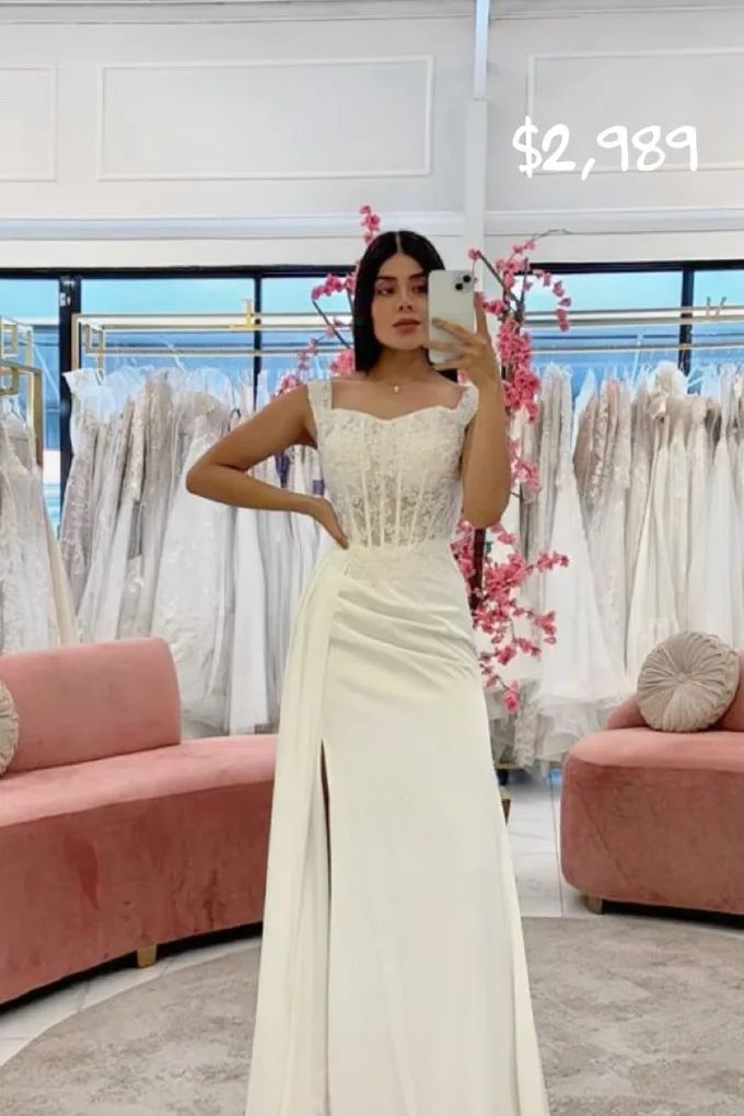 Vestido de Novia en sirena con Encaje hombros descubiertos