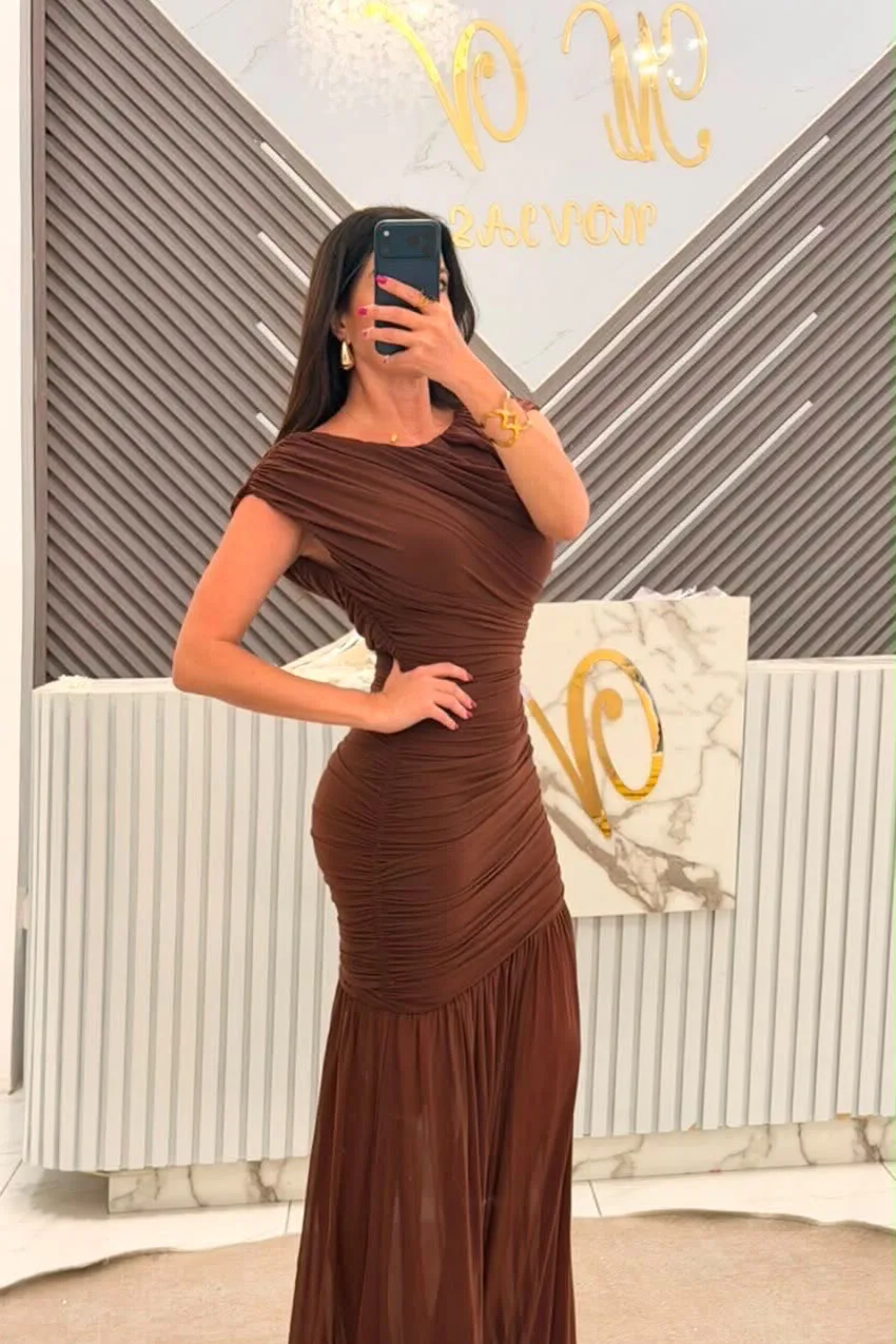 VESTIDO CAFÉ AJUSTADO, vista 2