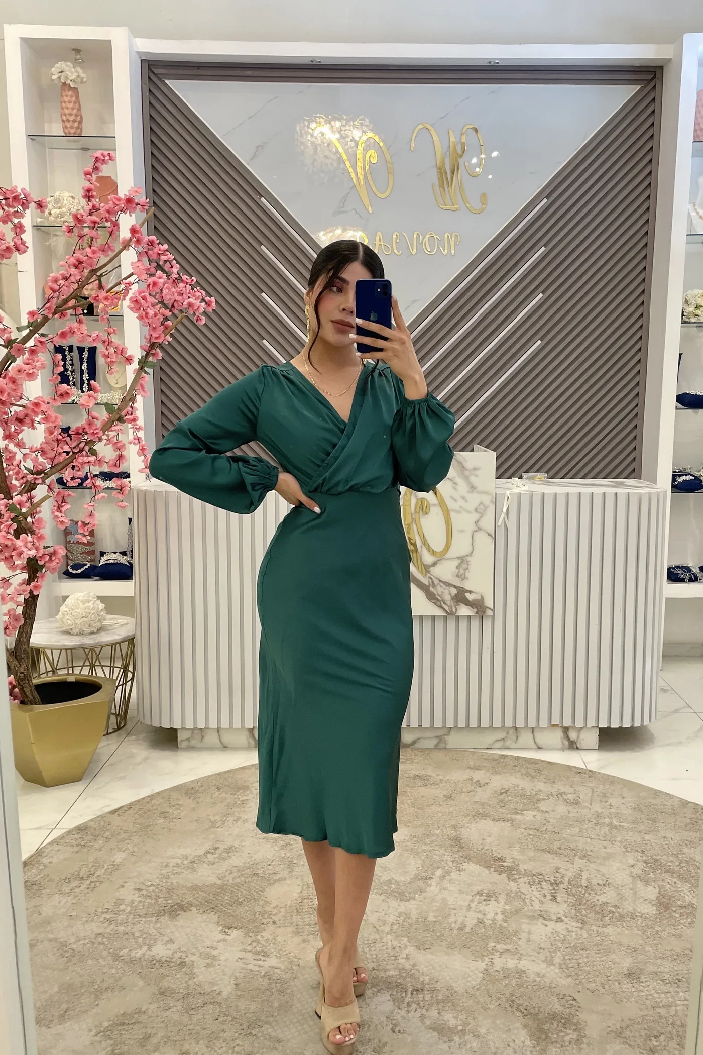 Vestido midi manga larga verde esmeralda