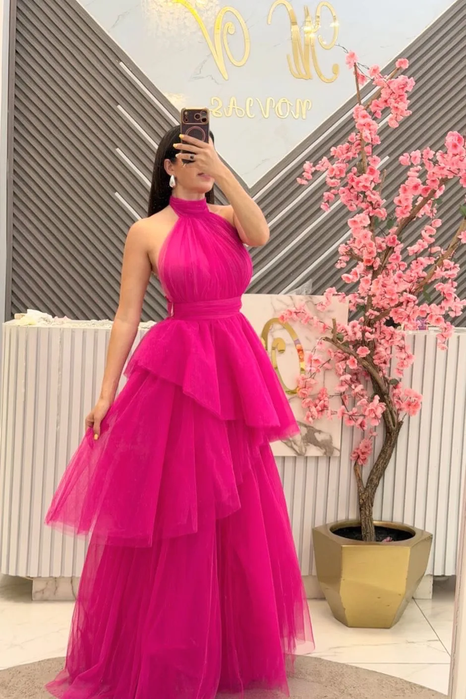 VESTIDO COLOR FIUSHA DE TUL, HALTER