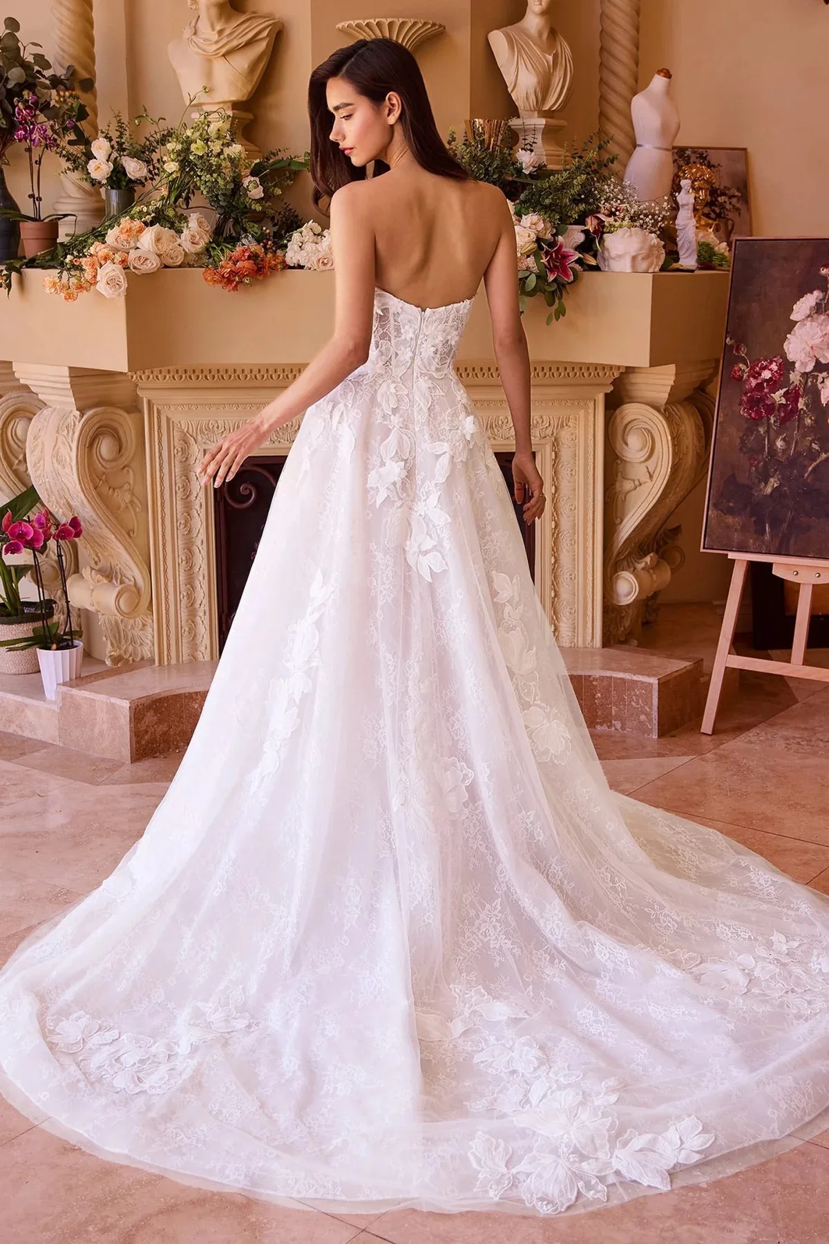 VESTIDO DE NOVIA STRAPLE EN CORTE A WL034, vista 2