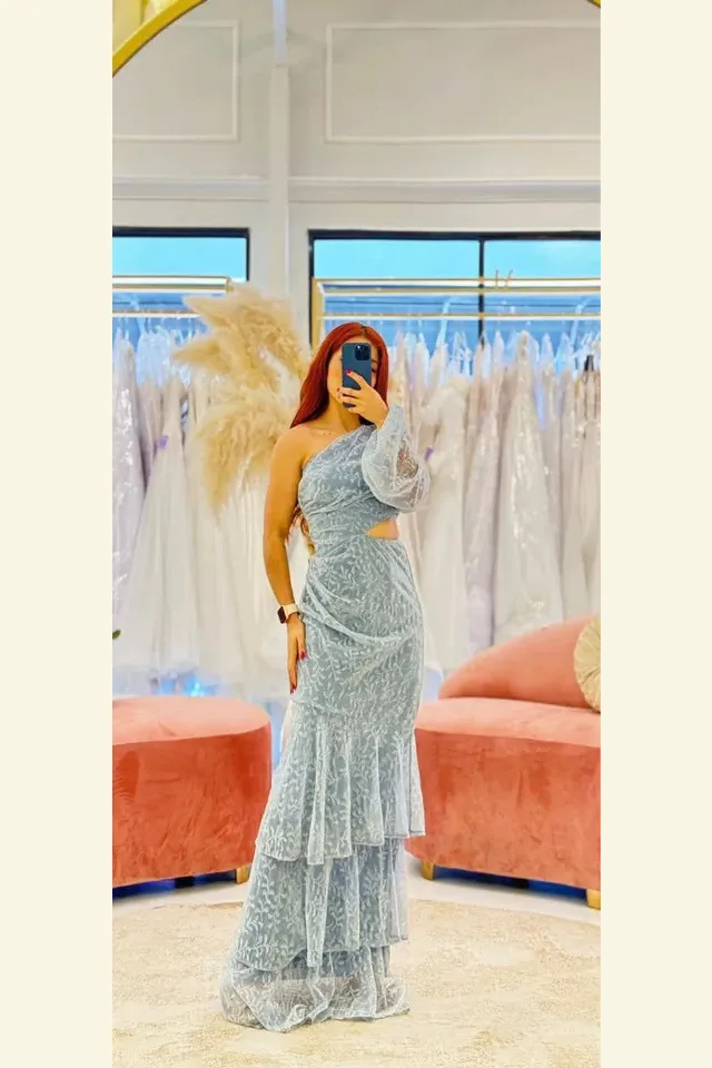 VESTIDO FIESTA SIRENA AÚNA MANGA TELA BRILLOSA OLANES RUMBERO AZUL, vista 2