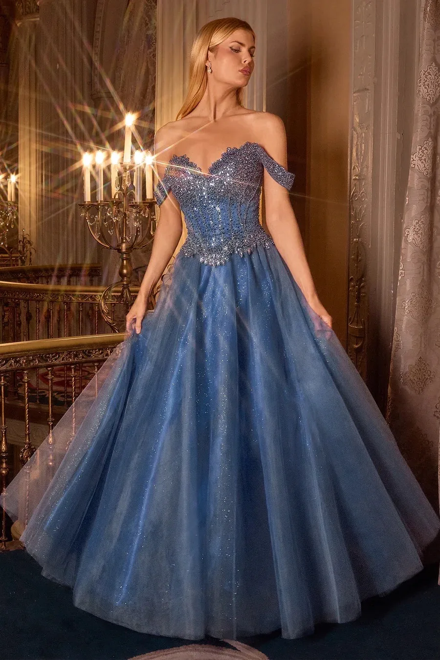 VESTIDO AZUL DE CORSET Y TUL