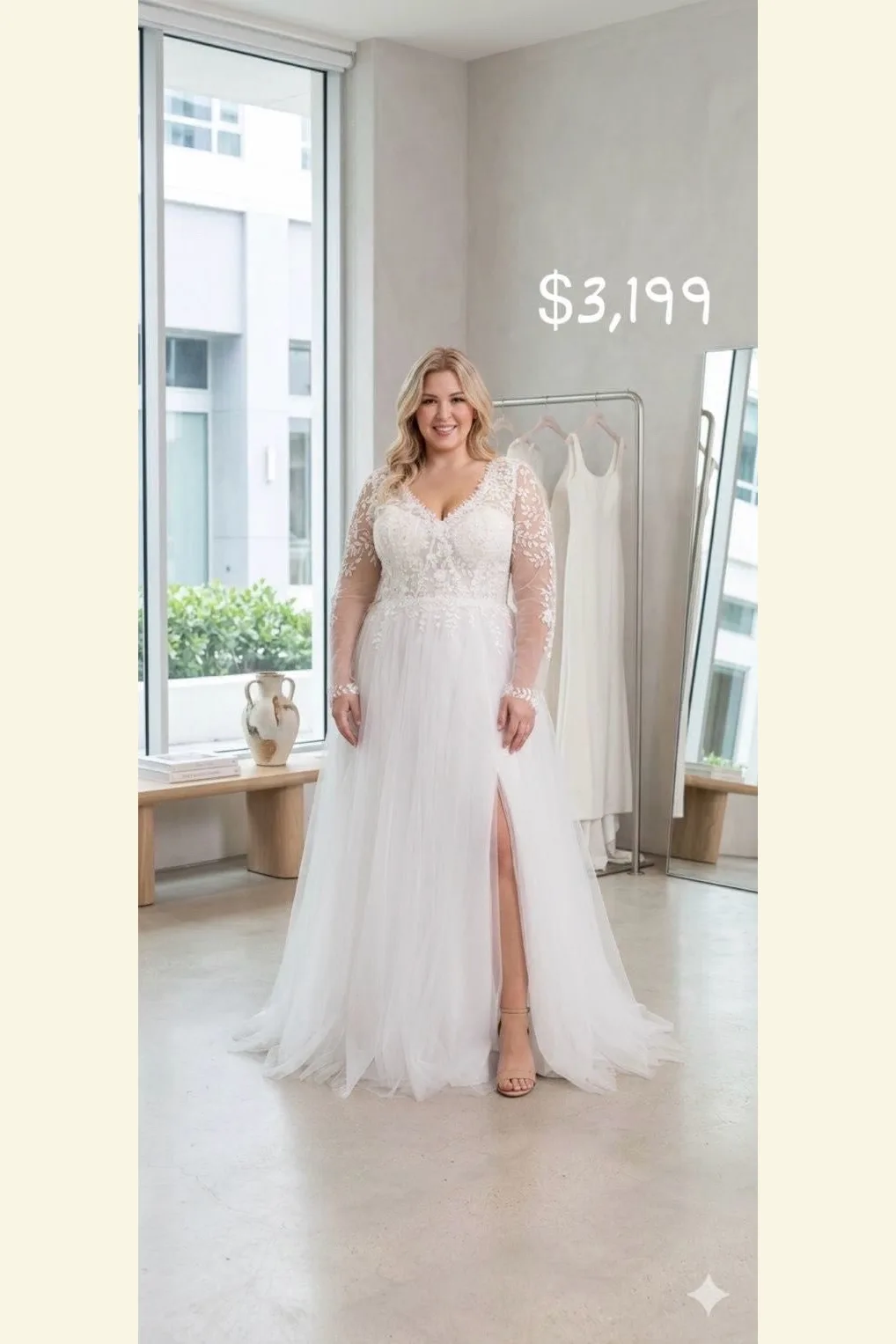 VESTIDO DE NOVIA CON MANGAS Y TRANSPARENCIA