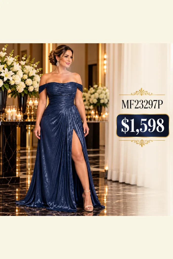 Vestido en color azul, con abertura en pierna