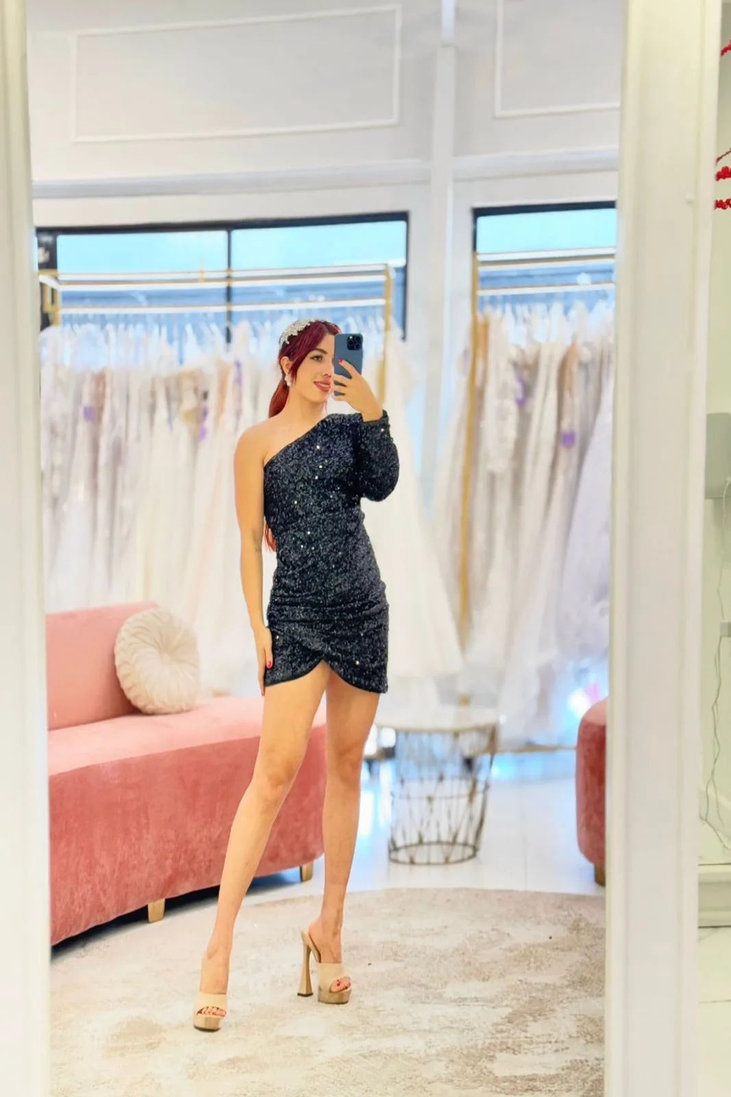 VESTIDO MIDI NEGRO AÚN MANGA LARGA L ASIMÉTRICO LENTEJUELA