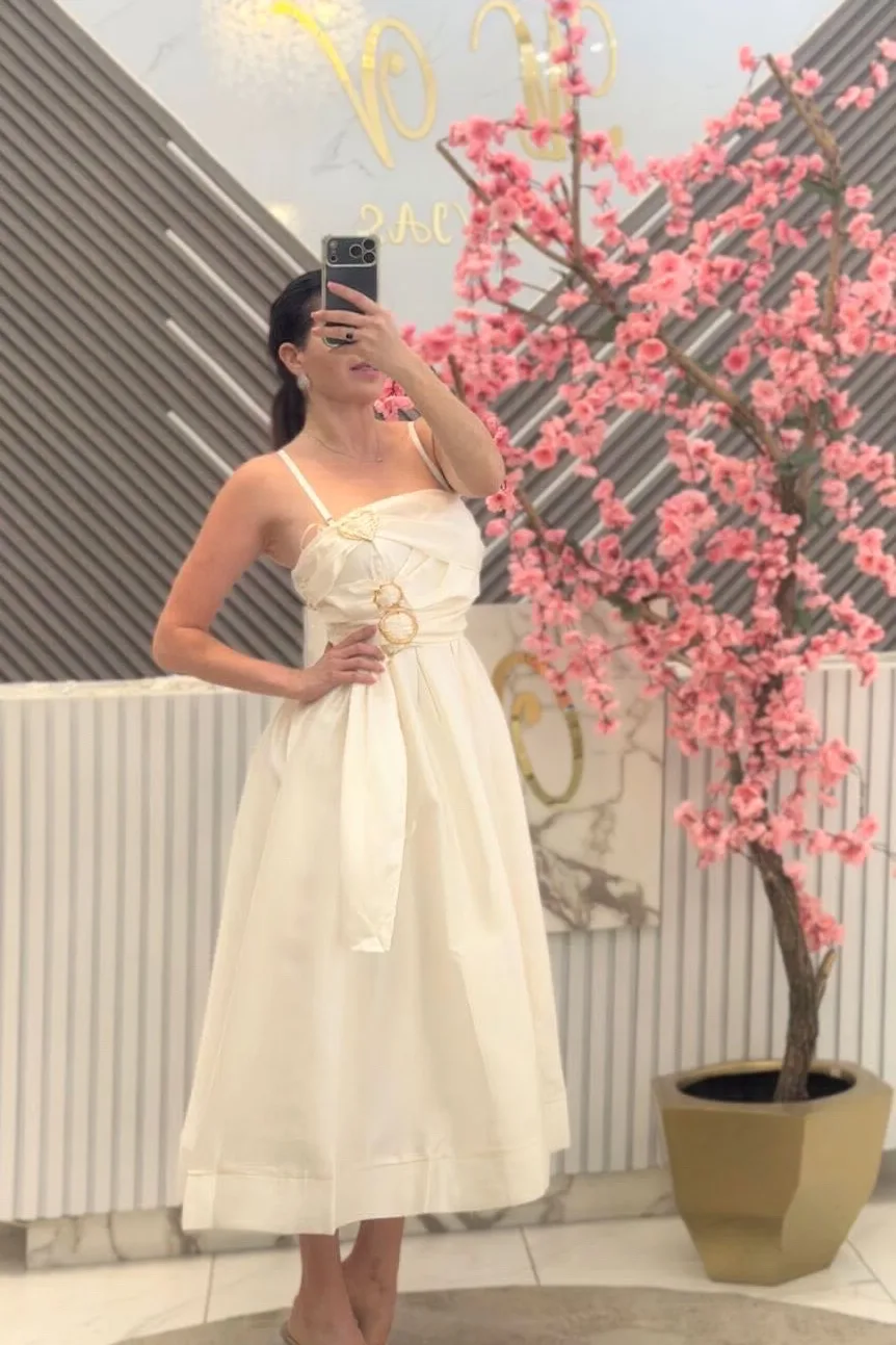 VESTIDO MIDI BLANCO CON TIRANTES
