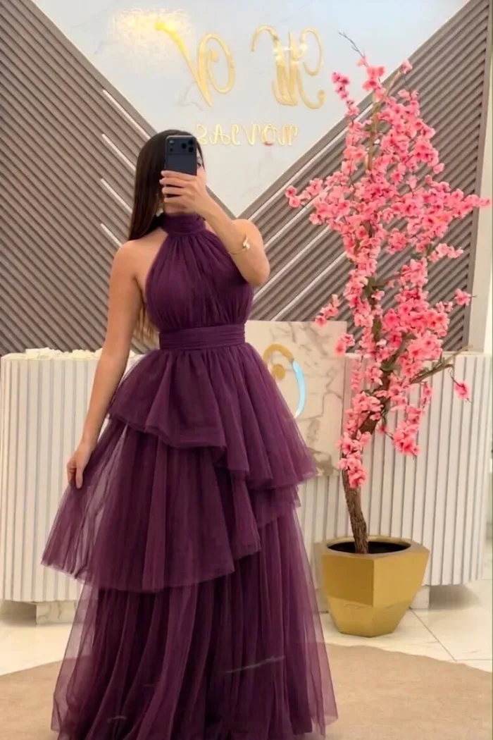 VESTIDO HALTER DE TUL COLOR MORADO