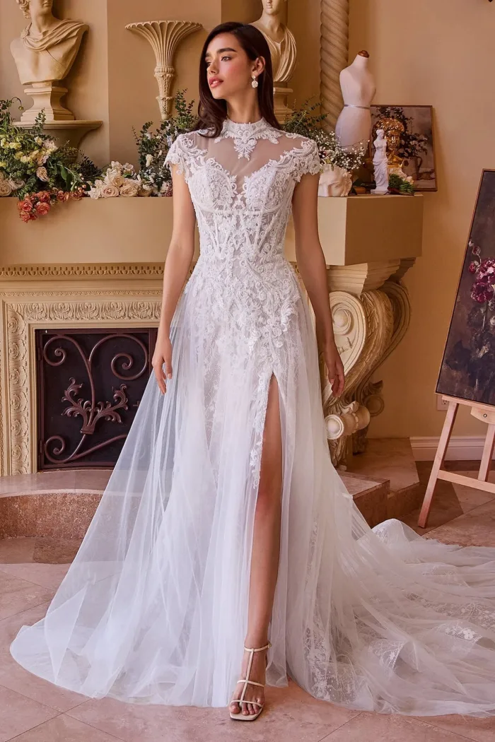 Vestido de novia blanco con encaje y abertura frontal WL035